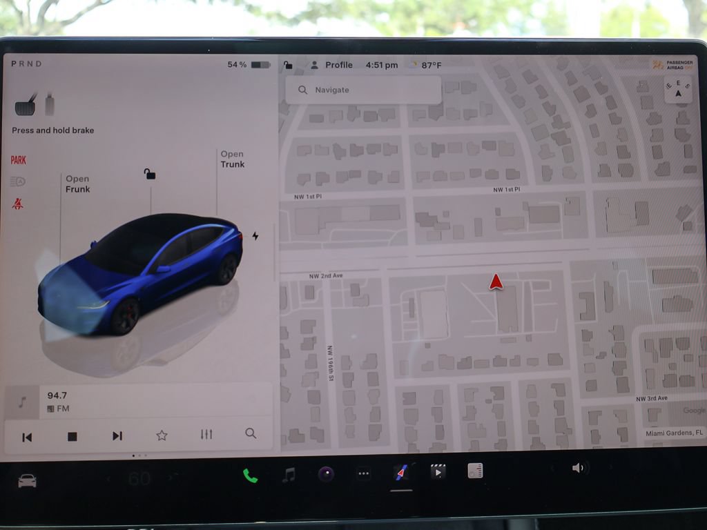 Used 2024 Tesla Model 3 Performance AWD/4WD image 42