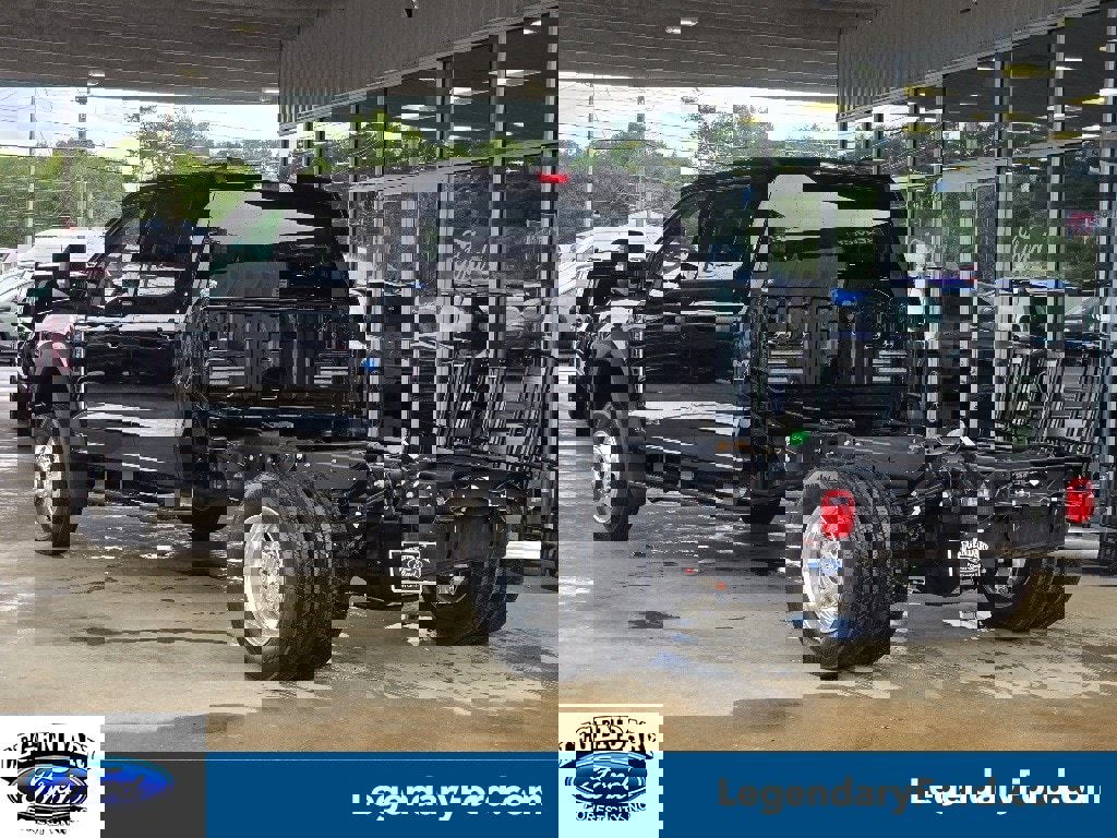 New 2026 Ford F550 4x4 Crew Cab Super Duty image 2