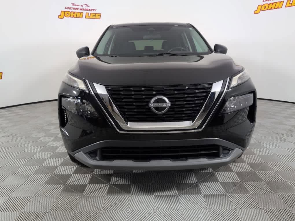 Used 2023 Nissan Rogue S AWD/4WD image 10