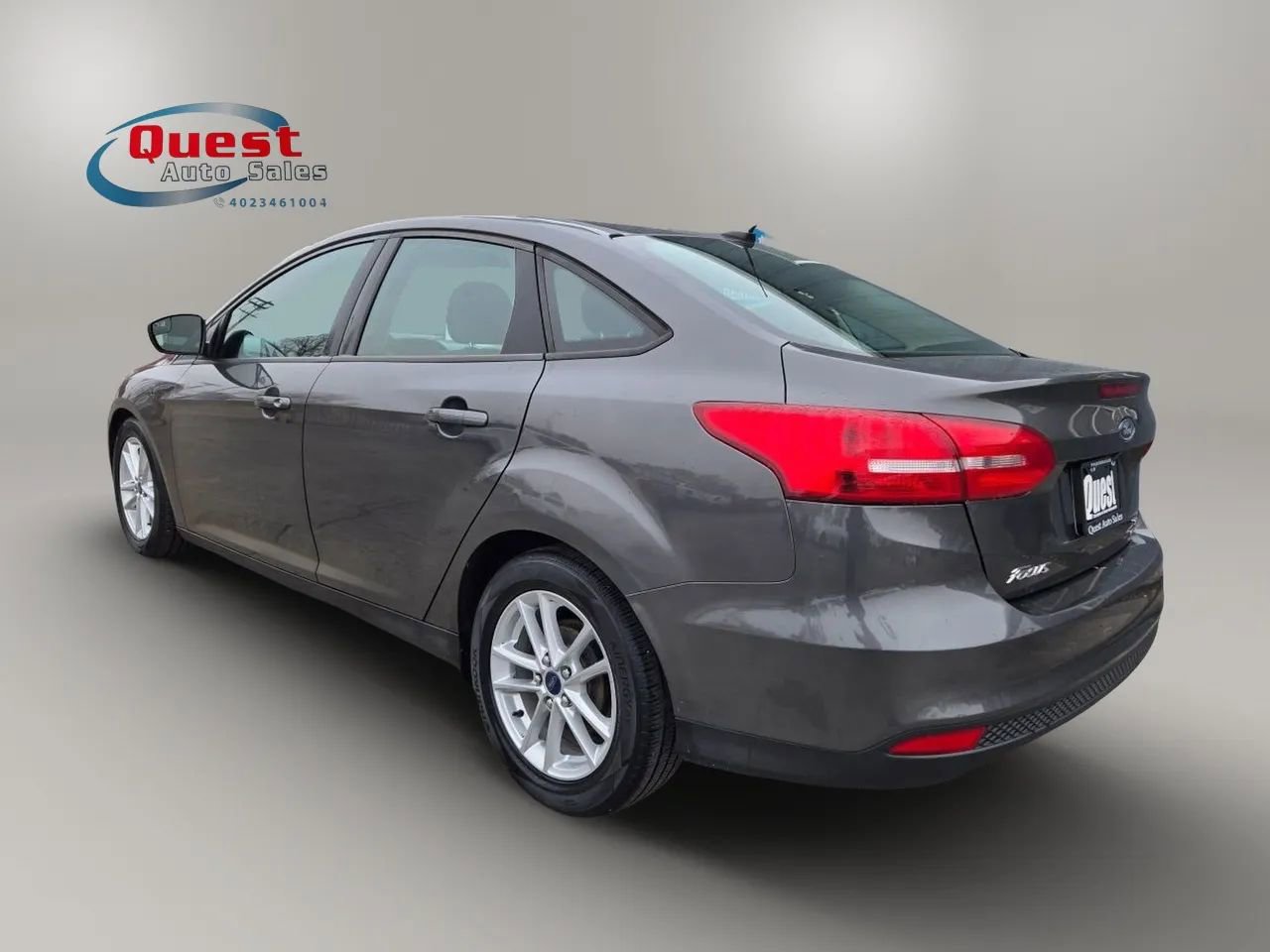 Used 2016 Ford Focus SE FWD image 5