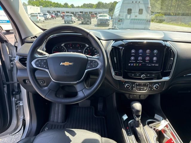 Used 2021 Chevrolet Traverse Premier w/ Redline Edition FWD image 15
