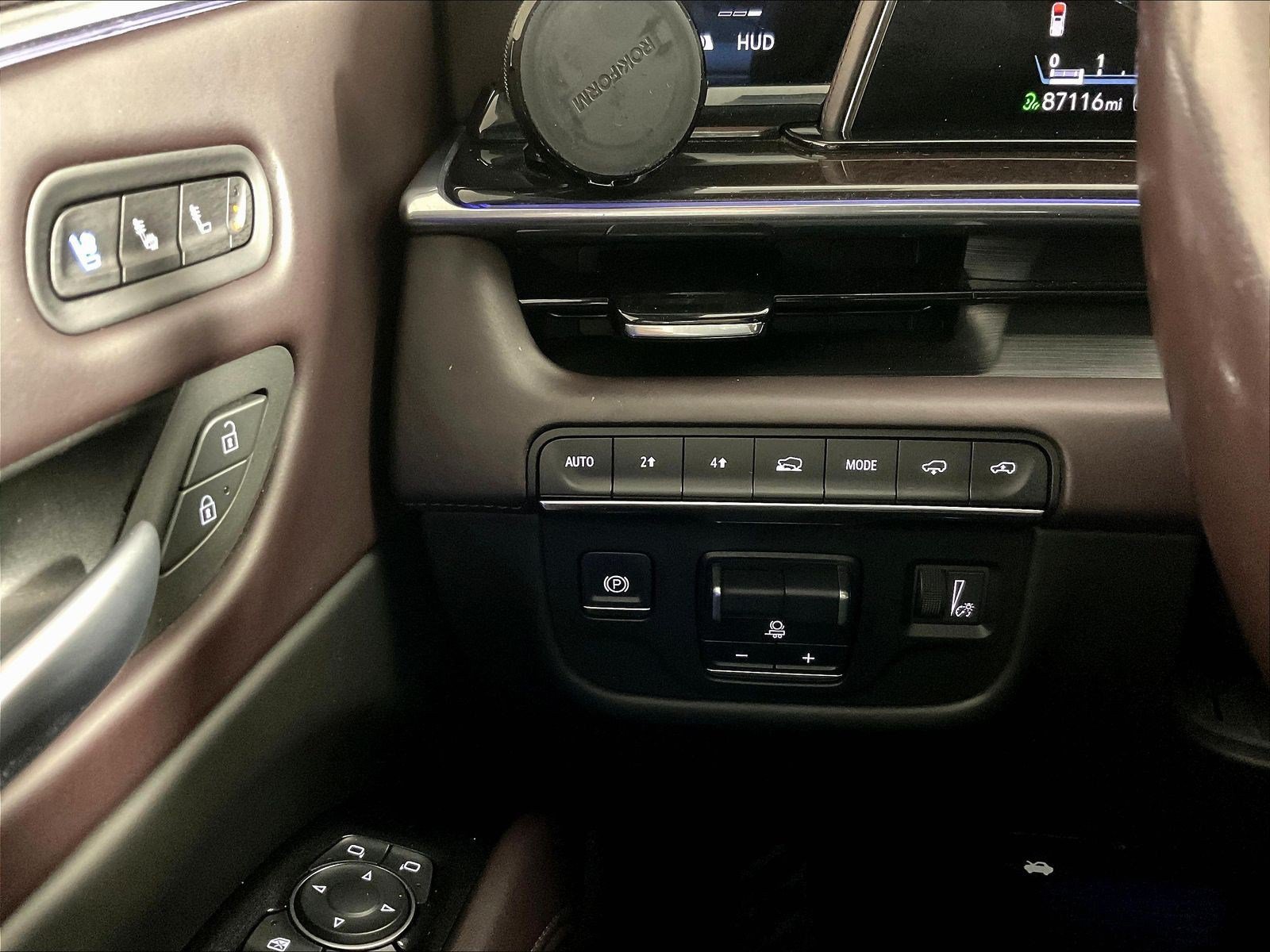 Used 2022 Cadillac Escalade Premium Luxury Platinum w/ LPO, Radiant Package AWD/4WD image 15