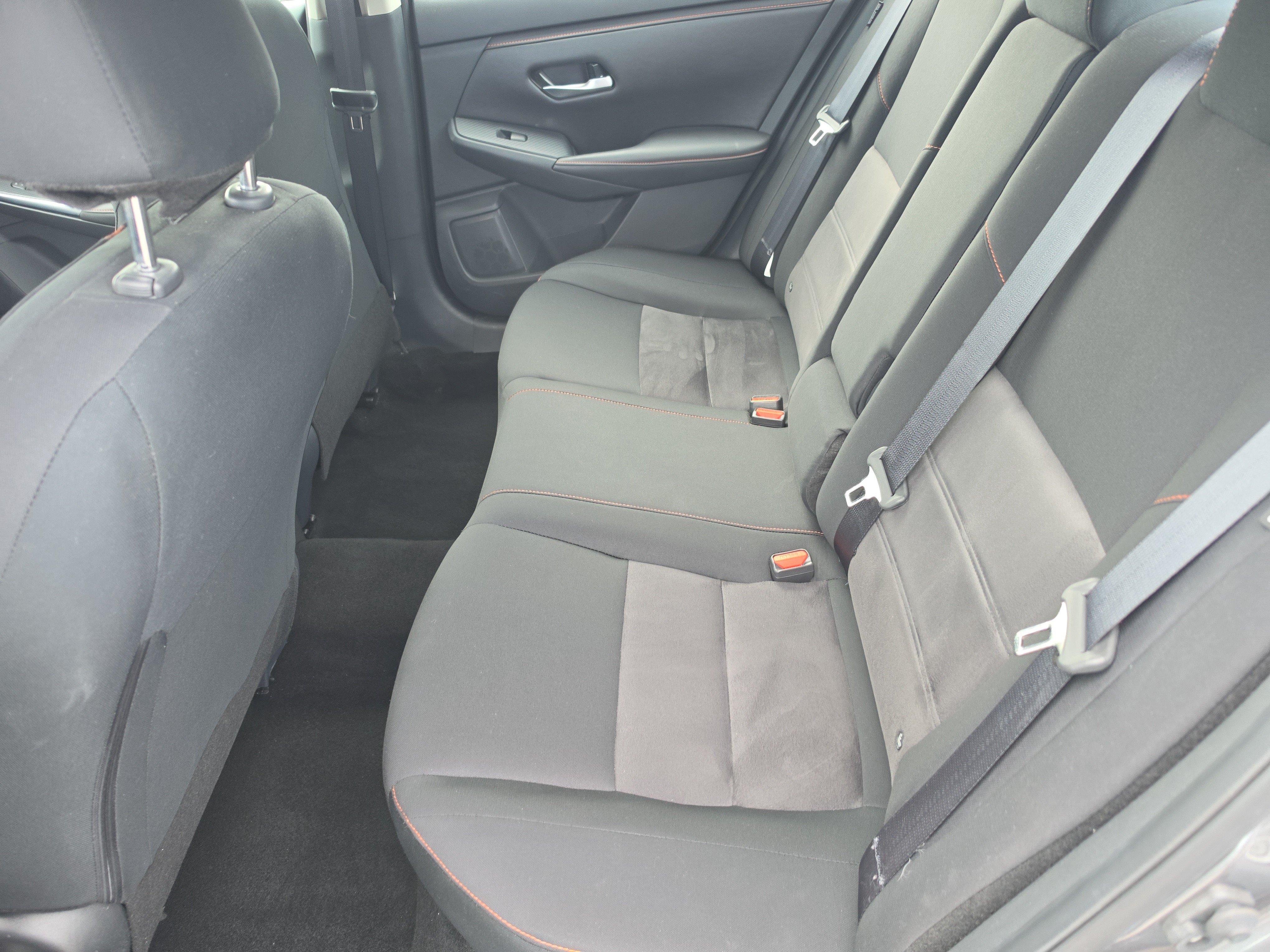 Used 2025 Nissan Sentra SR FWD image 11