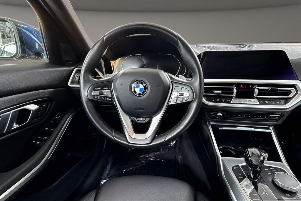 Used 2021 BMW 330i xDrive Sedan w/ Convenience Package AWD/4WD image 10