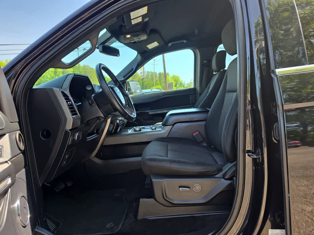 Used 2019 Ford Expedition Max XLT AWD/4WD image 13