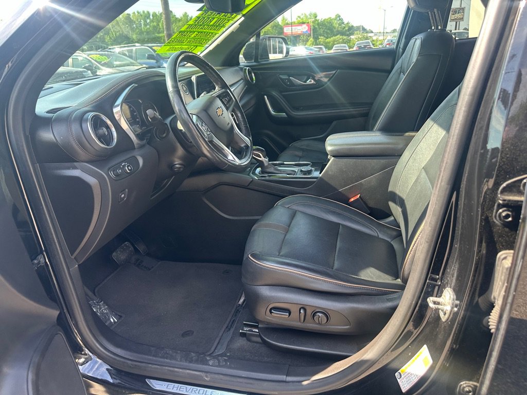 Used 2019 Chevrolet Blazer Premier w/ Sun and Wheels Package AWD/4WD image 12