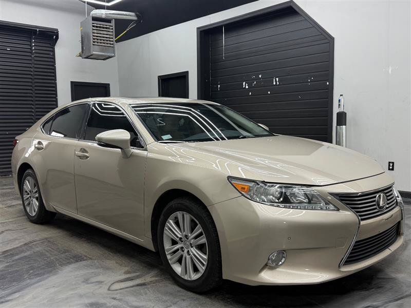 Used 2015 Lexus ES 350 w/ Premium Package FWD image 7