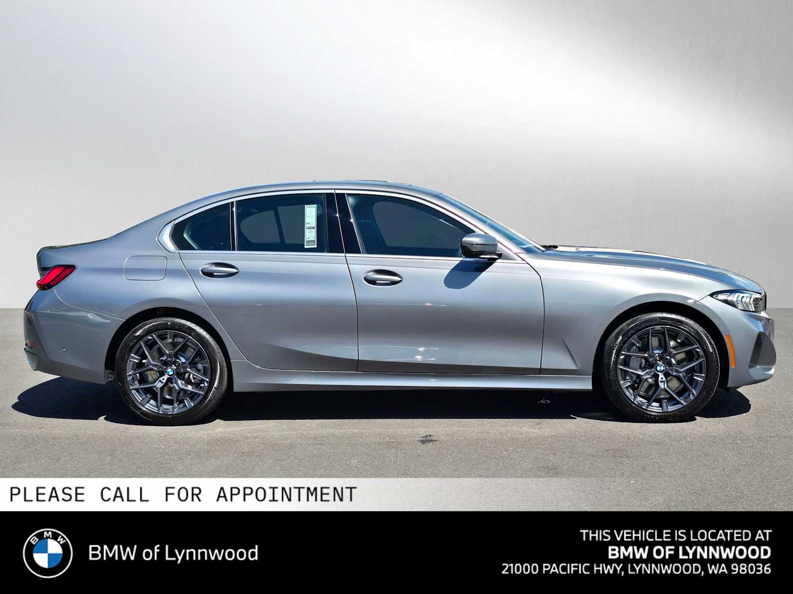 New 2026 BMW 330i xDrive Sedan w/ Convenience Package AWD/4WD image 2