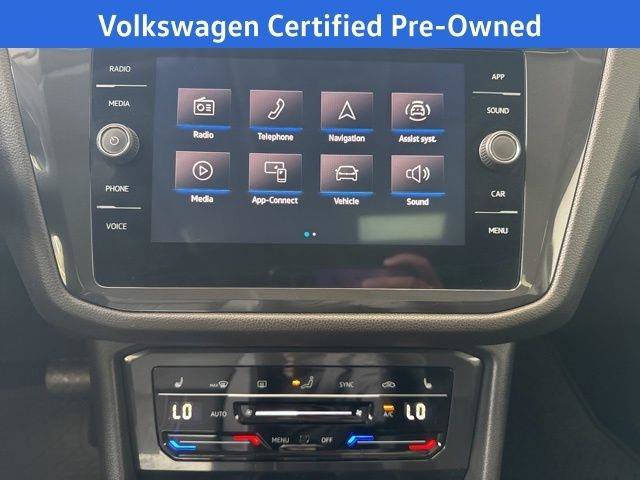 Certified 2024 Volkswagen Tiguan SE w/ Panoramic Sunroof Package AWD/4WD image 20