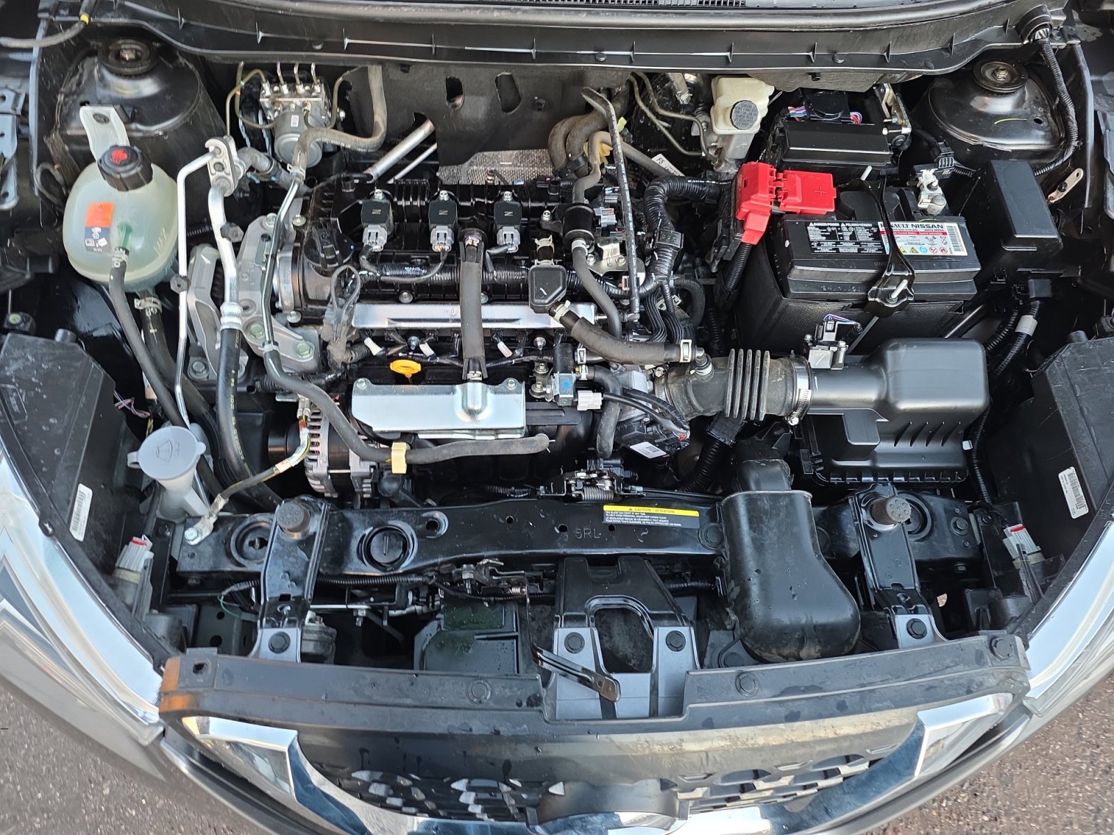 Used 2020 Nissan Kicks S image 32