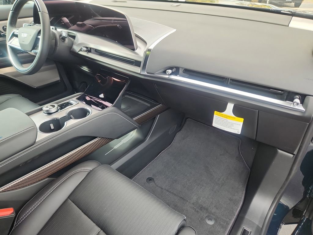 New 2026 Cadillac Vistiq Luxury image 24