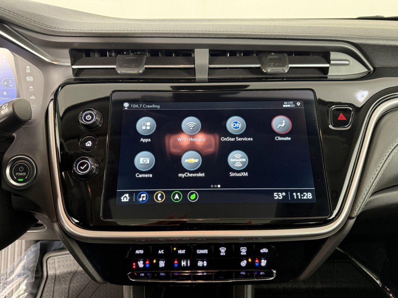 Used 2023 Chevrolet Bolt EUV Premier w/ Sun & Sound Package FWD image 21
