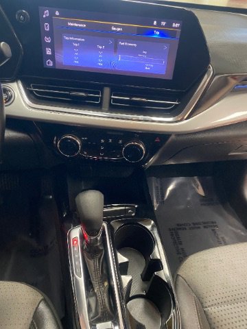 Used 2024 Chevrolet Trax LT w/ Driver Confidence Package image 24