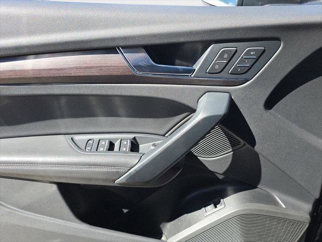 Used 2023 Audi Q5 2.0T Premium Plus w/ Premium Plus Package AWD/4WD image 22