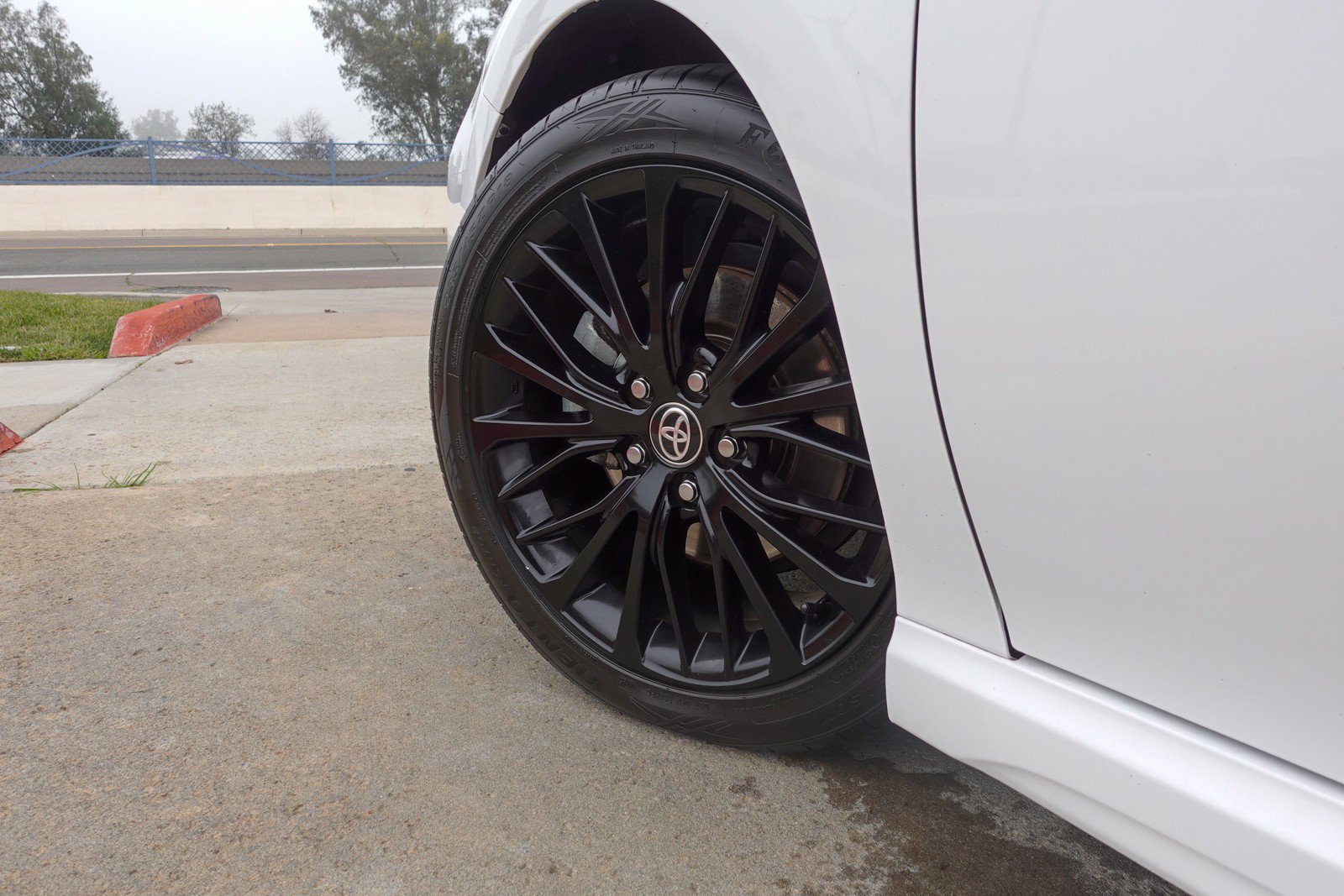 Used 2022 Toyota Camry SE image 8