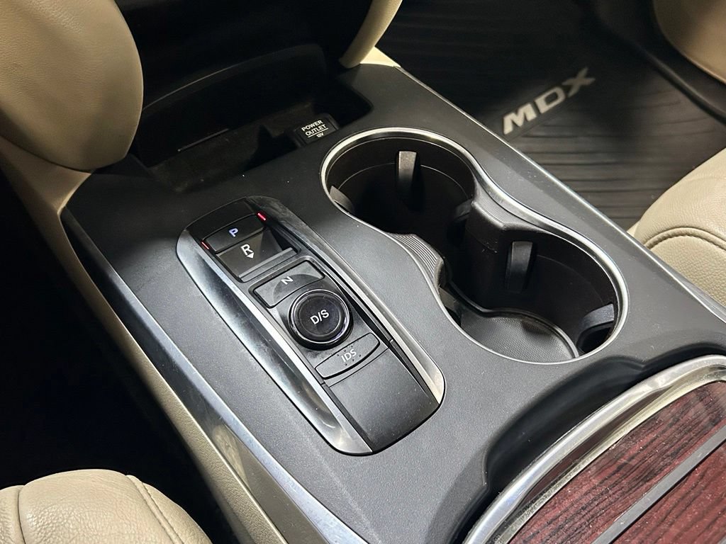 Used 2016 Acura MDX w/ Technology Package AWD/4WD image 17