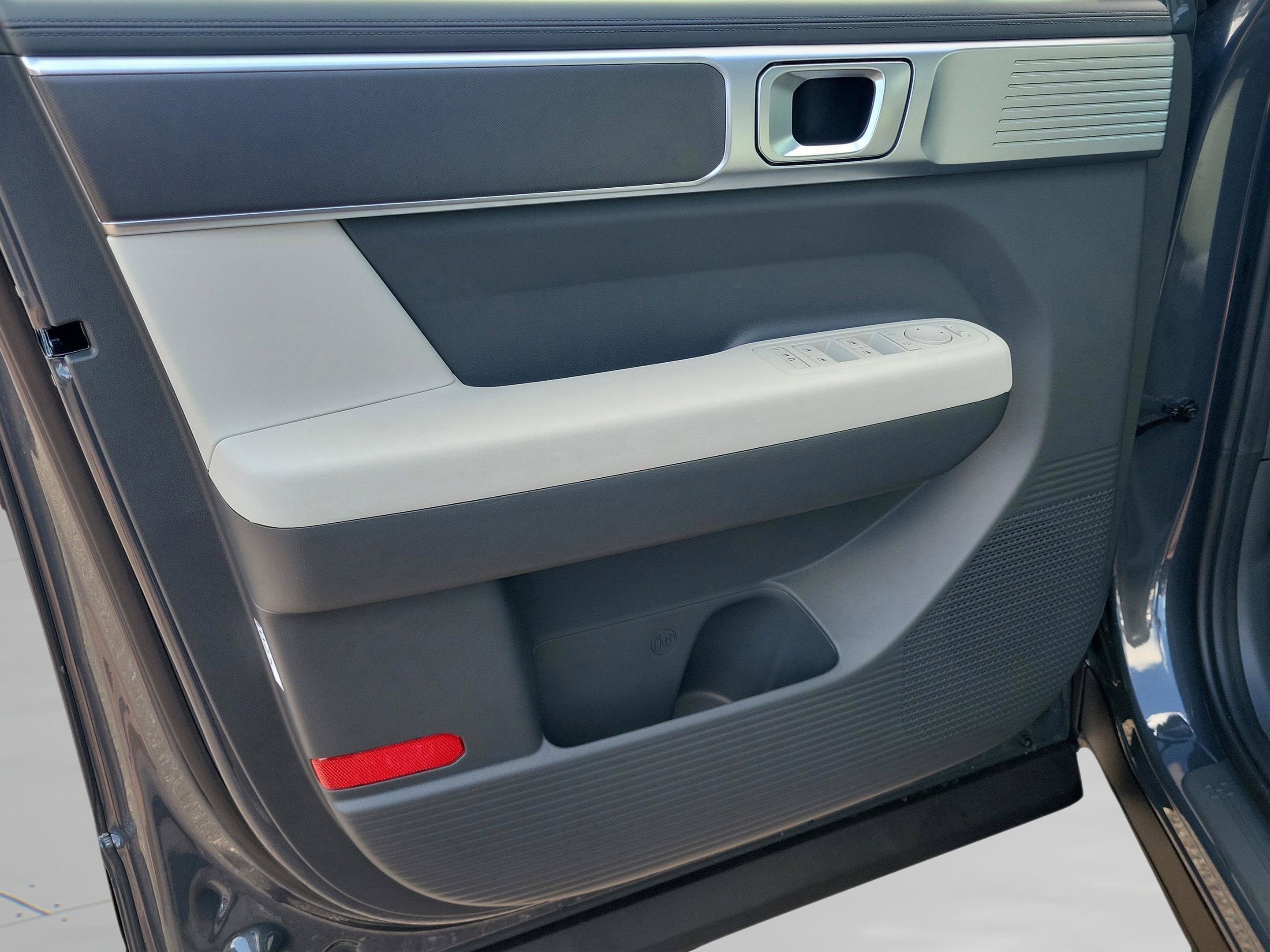 New 2026 Hyundai Santa Fe SE FWD image 29