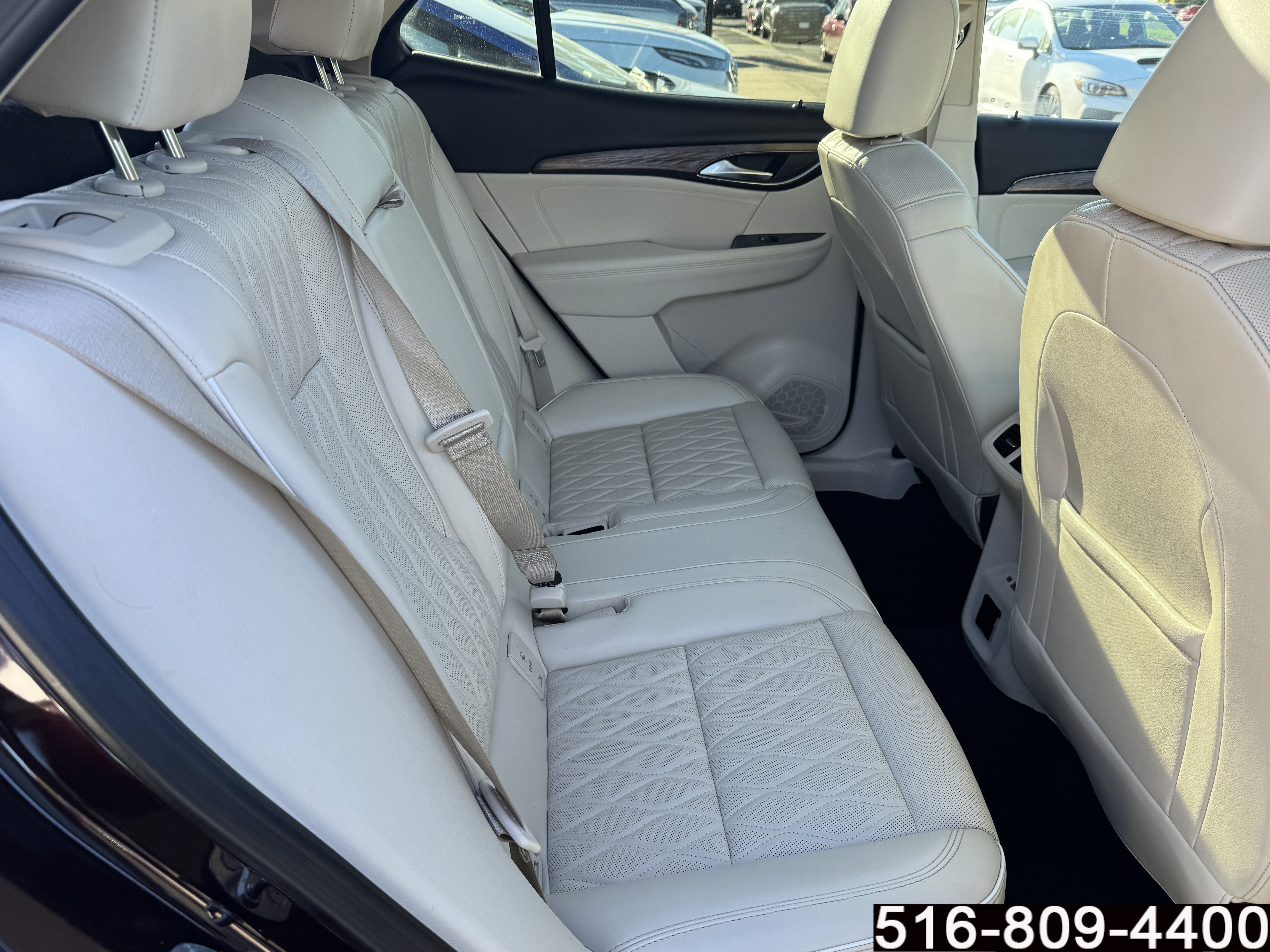 Used 2023 Buick Envision Avenir AWD/4WD image 33