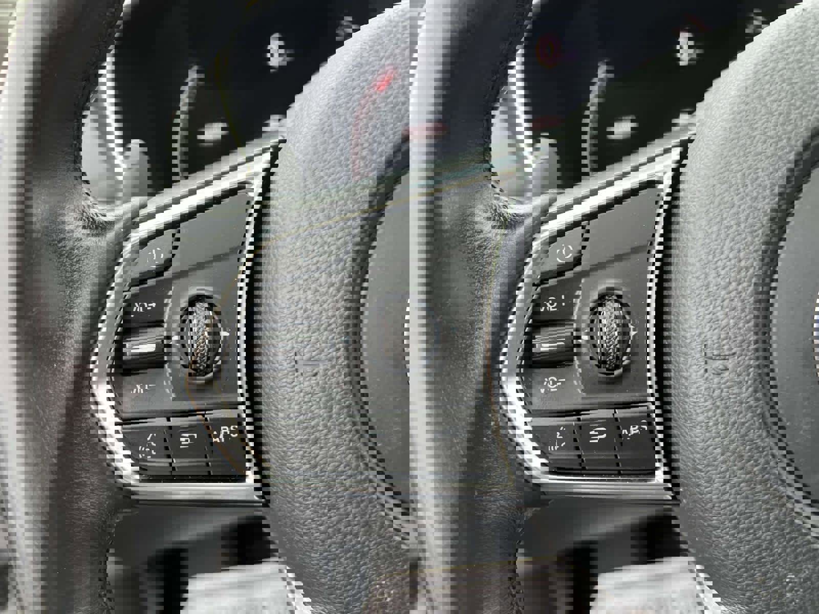 Used 2023 Acura MDX SH-AWD image 26