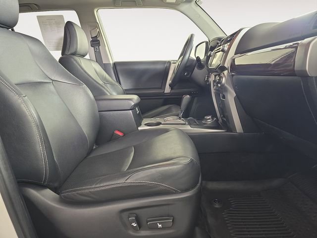 Used 2019 Toyota 4Runner Limited AWD/4WD image 10
