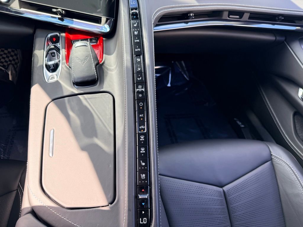 Used 2024 Chevrolet Corvette Stingray Premium Conv w/ Stealth Interior Trim Package image 27