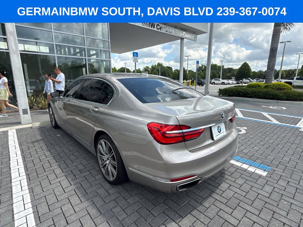 Used 2017 BMW 740i RWD image 6