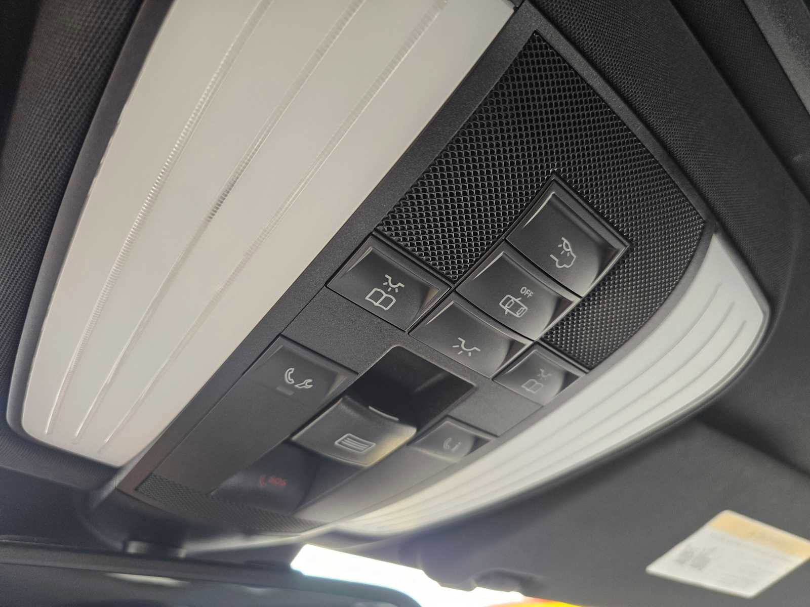 Used 2014 Mercedes-Benz E 350 Sedan image 35