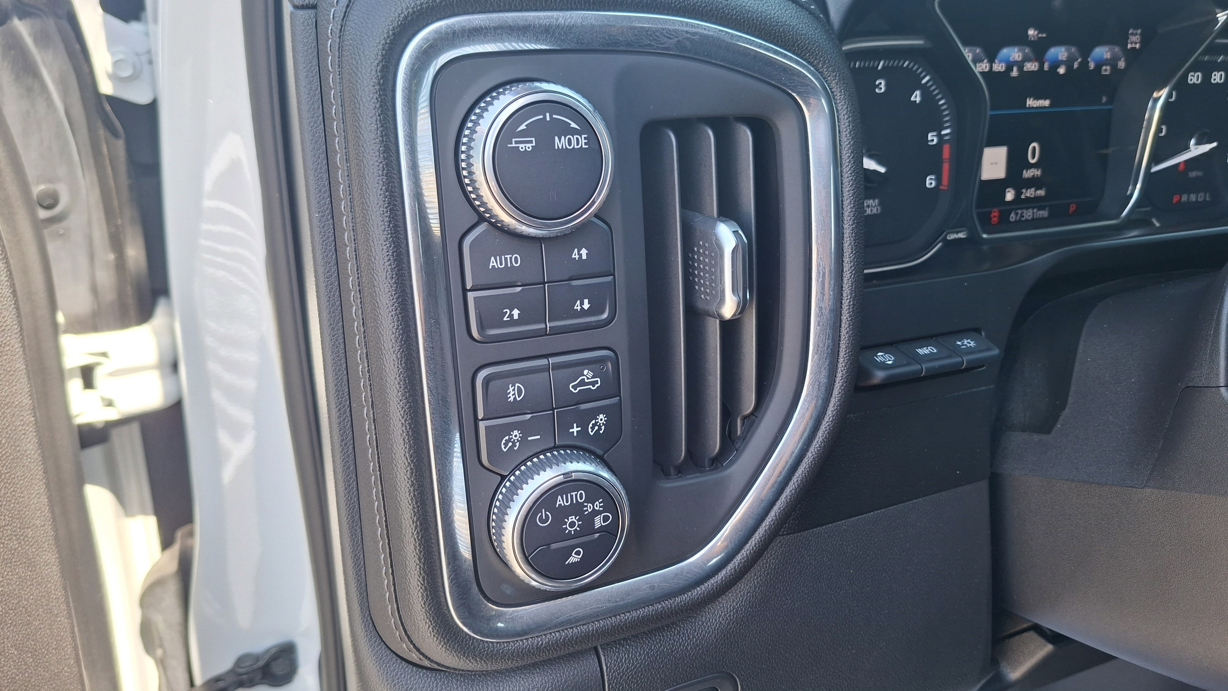 Used 2021 GMC Sierra 1500 SLT w/ SLT Premium Plus Package AWD/4WD image 10