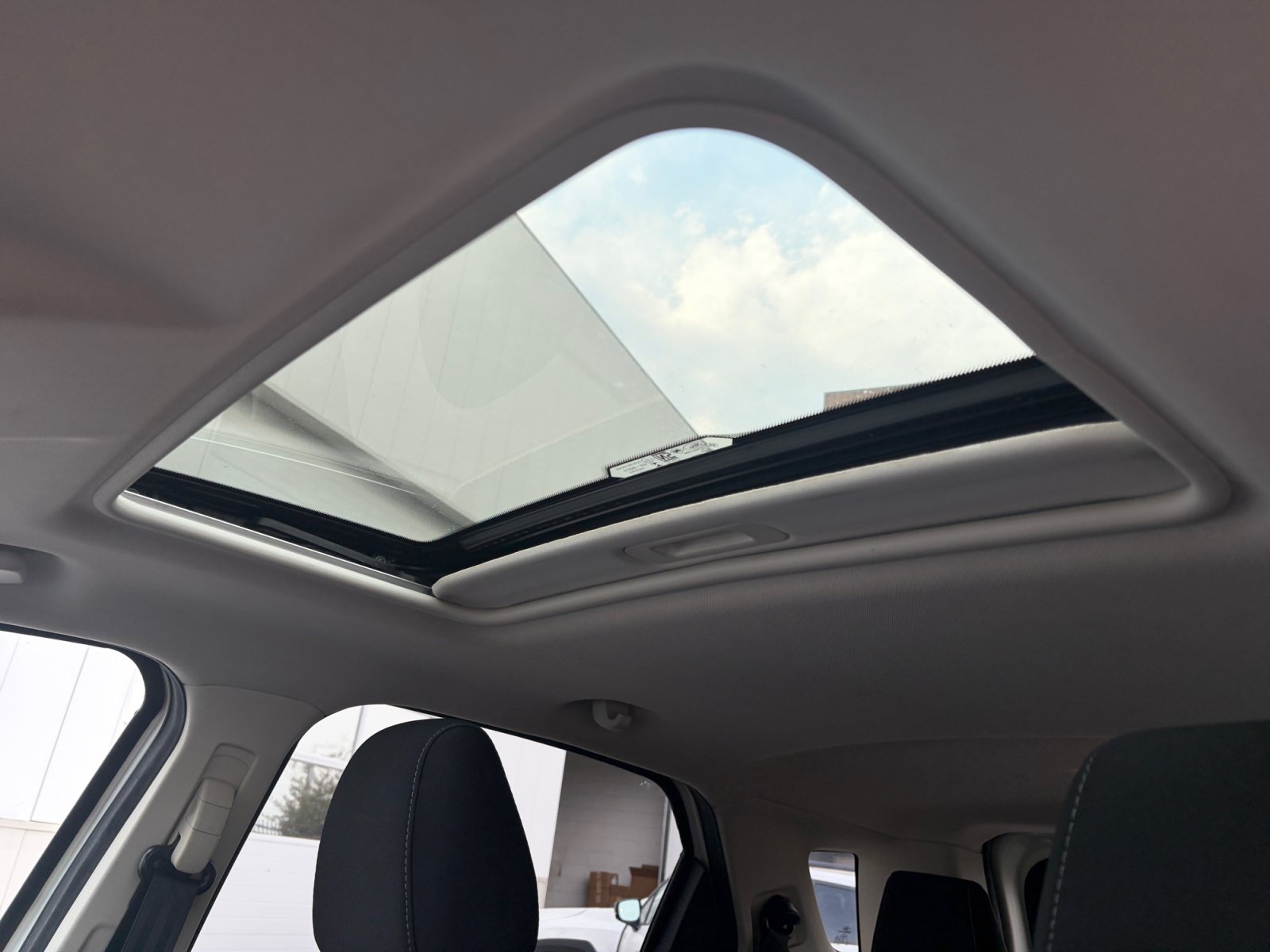 Used 2020 Ford EcoSport SE FWD image 32