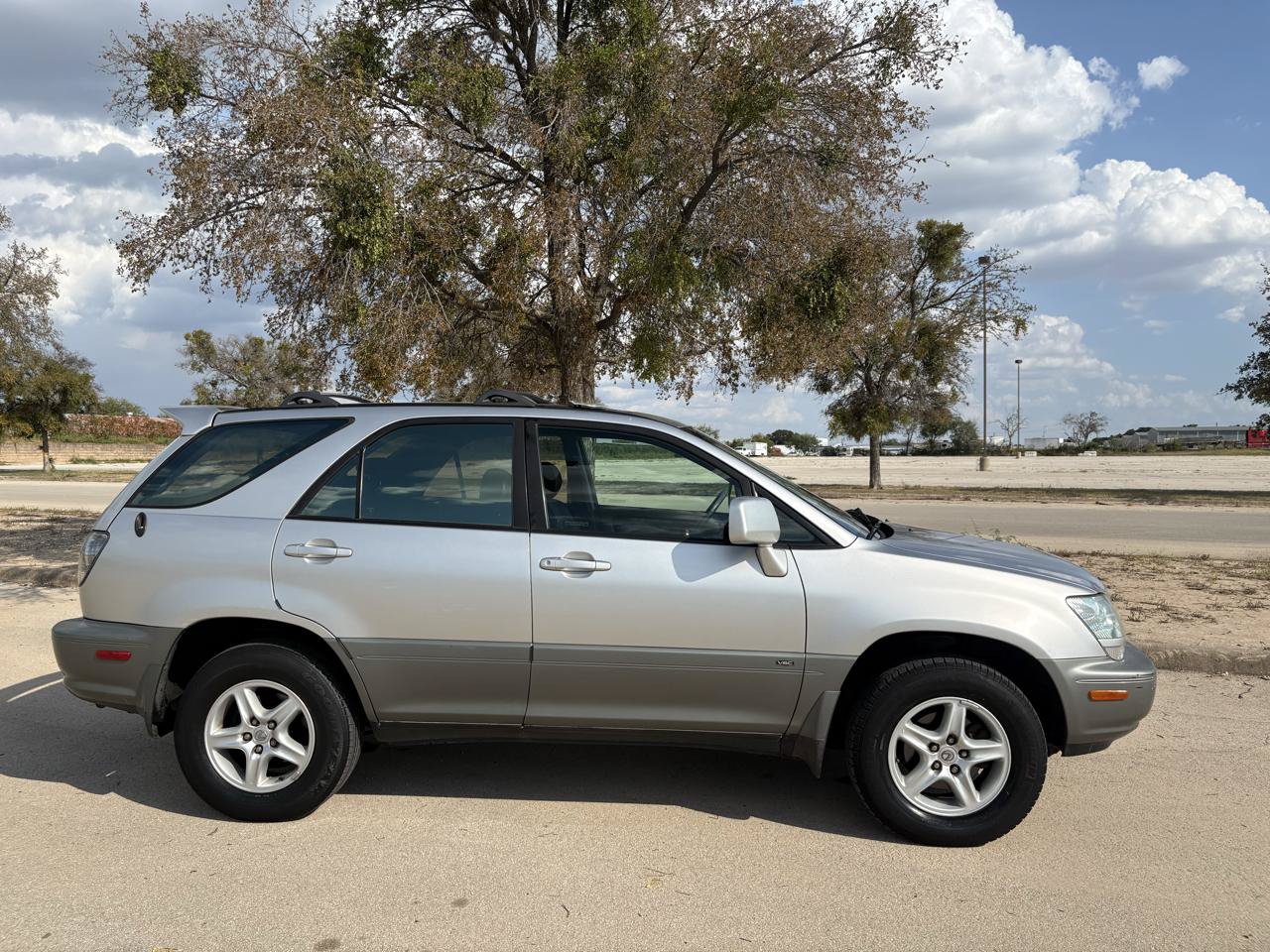 Used 2001 Lexus RX 300 w/ Premium Pkg Plus FWD image 55