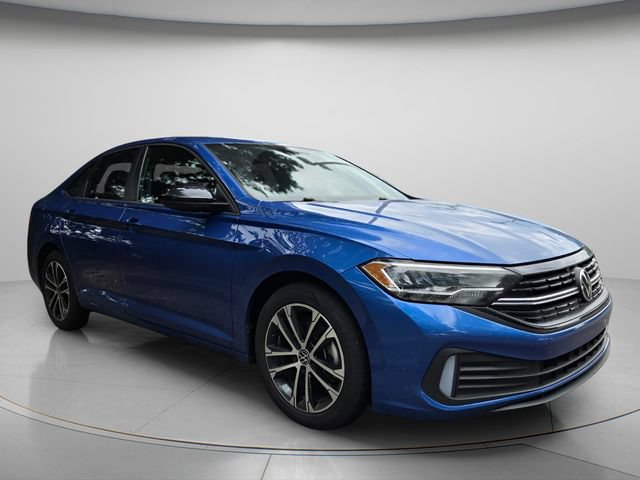 Used 2022 Volkswagen Jetta Sport FWD image 4