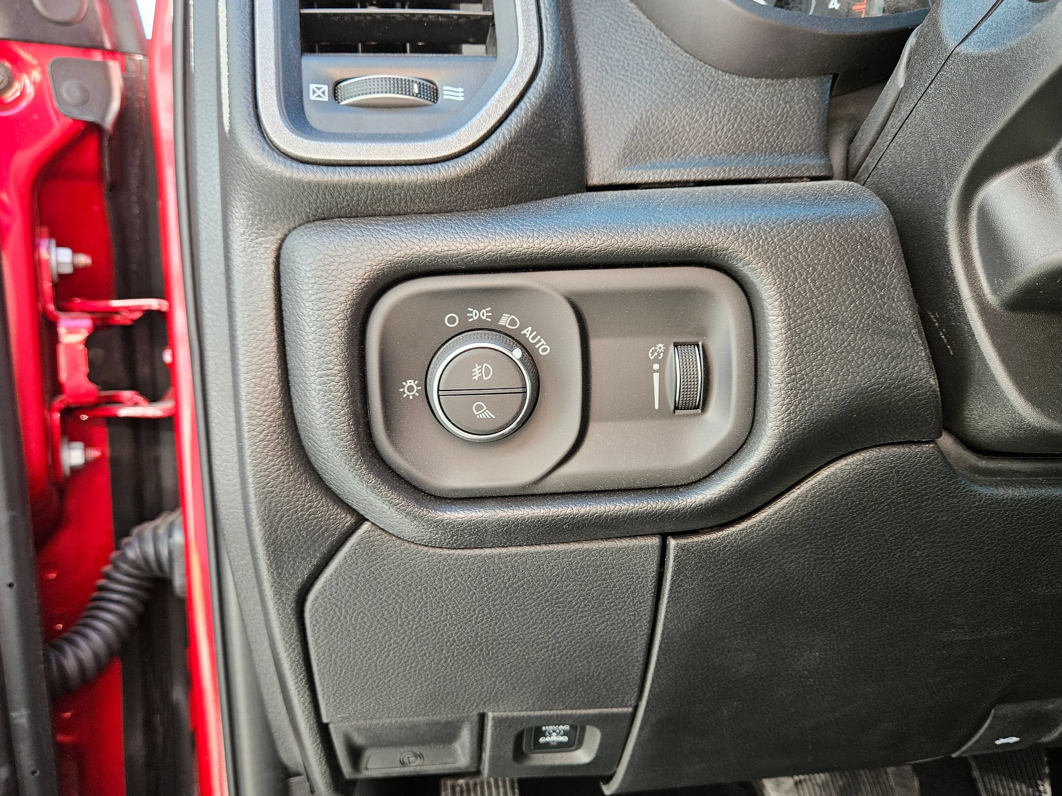 New 2026 RAM 2500 Tradesman AWD/4WD image 17