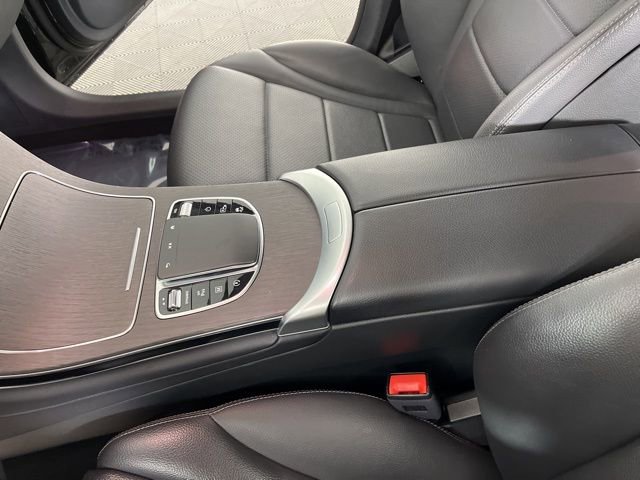 Used 2022 Mercedes-Benz GLC 300 image 28