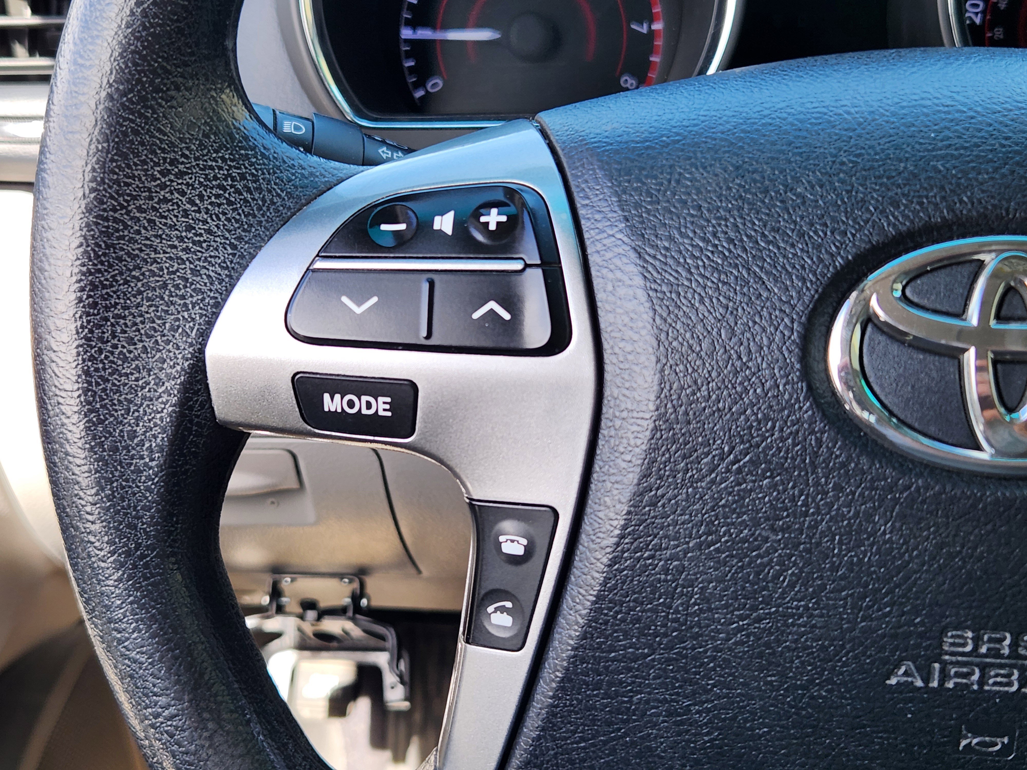 Used 2013 Toyota Highlander Plus image 22