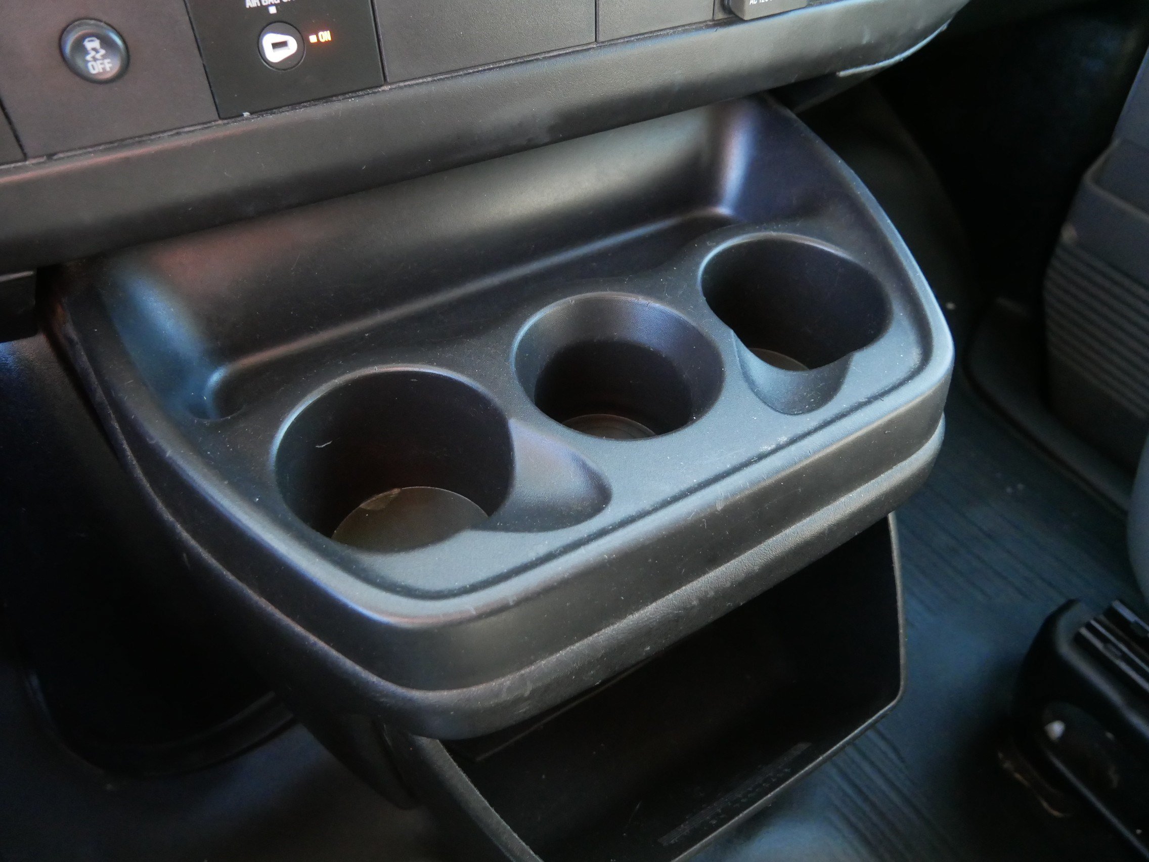 Used 2017 Chevrolet Express 2500 RWD image 28