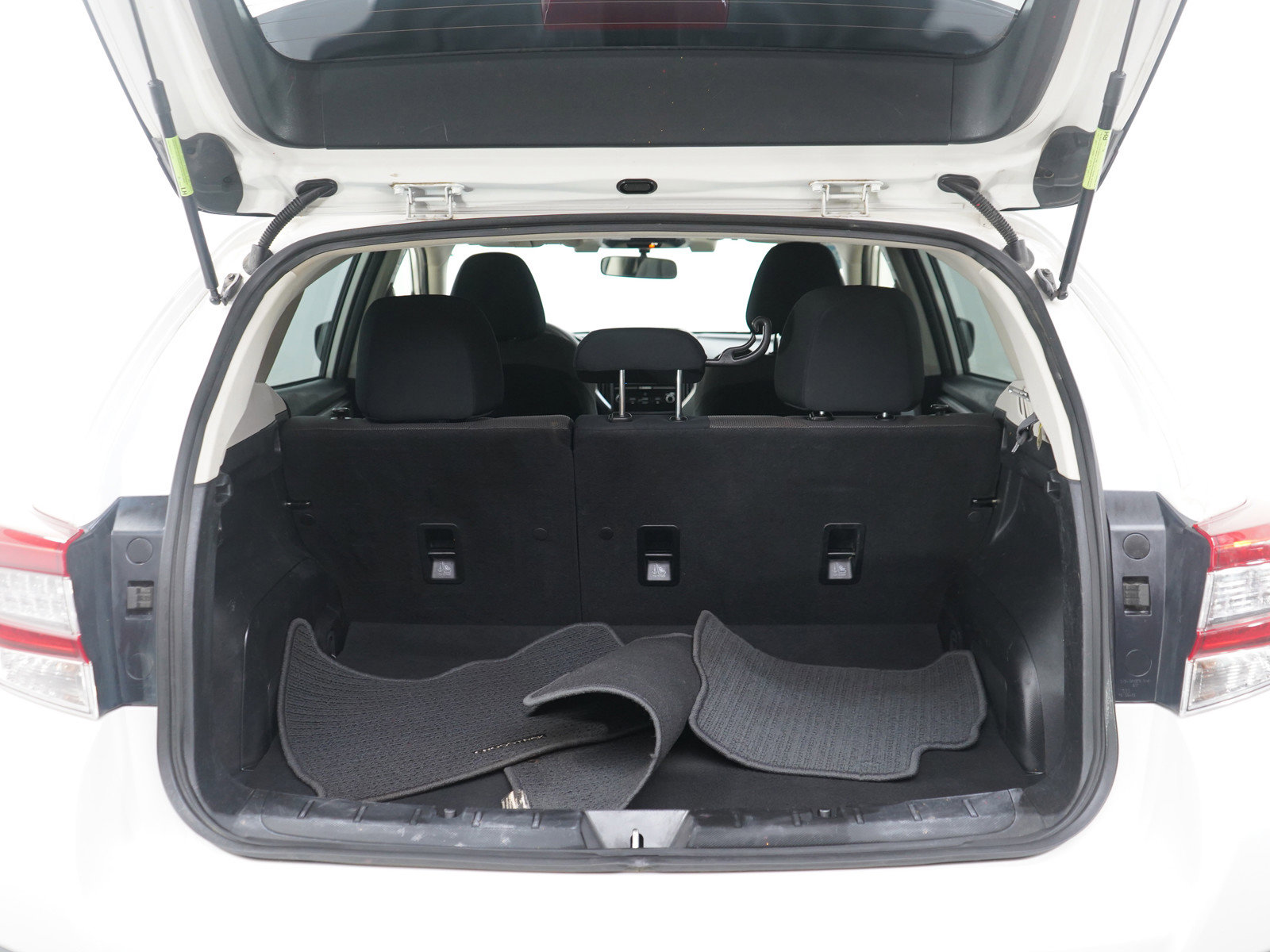 Used 2022 Subaru Crosstrek 2.0i image 16