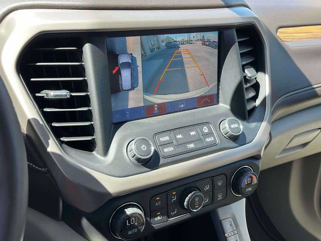 Used 2017 GMC Acadia Denali w/ Technology Package image 33