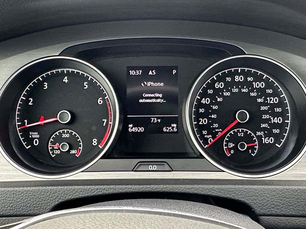 Used 2016 Volkswagen Golf SE image 13