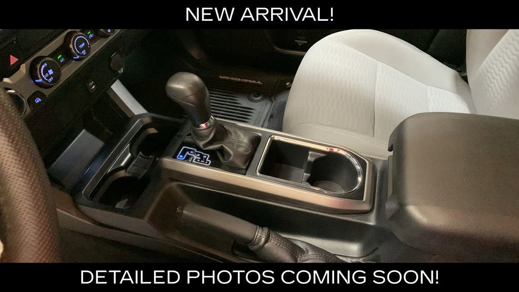 Used 2019 Toyota Tacoma SR5 AWD/4WD image 35