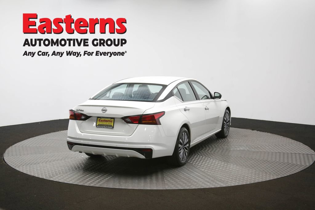 Used 2025 Nissan Altima 2.5 SV image 39