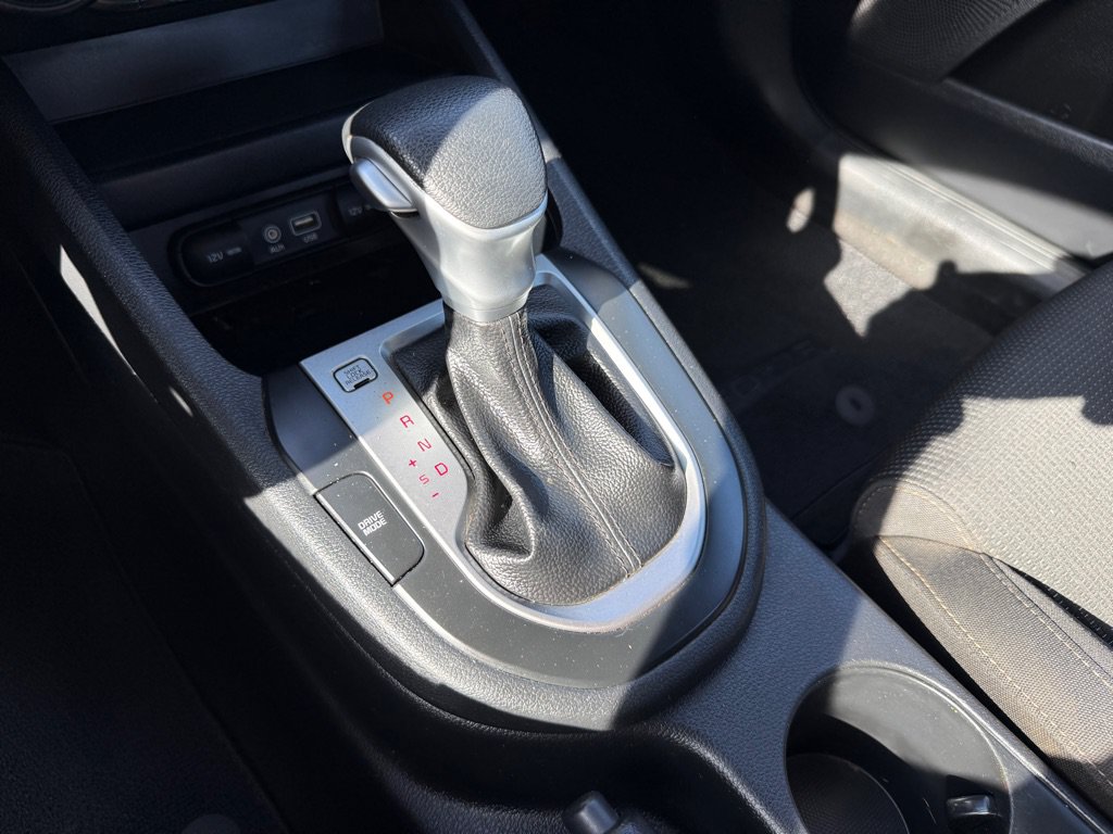 Used 2021 Kia Forte LXS FWD image 26