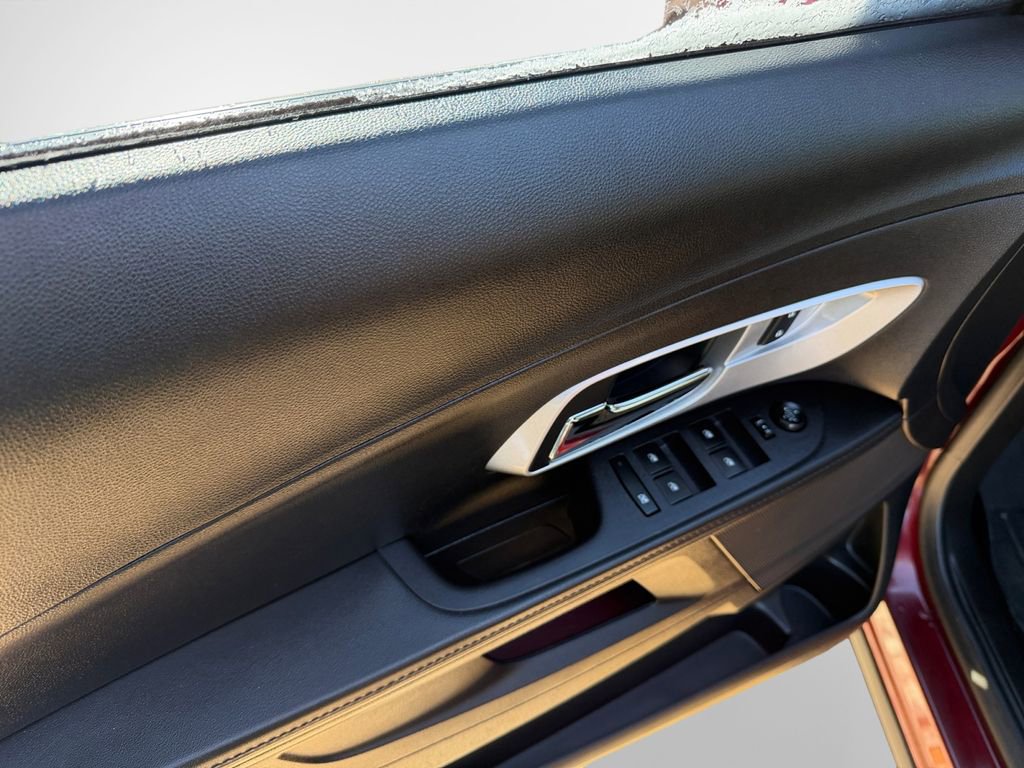 Used 2016 Chevrolet Equinox LT w/ Convenience Package image 14