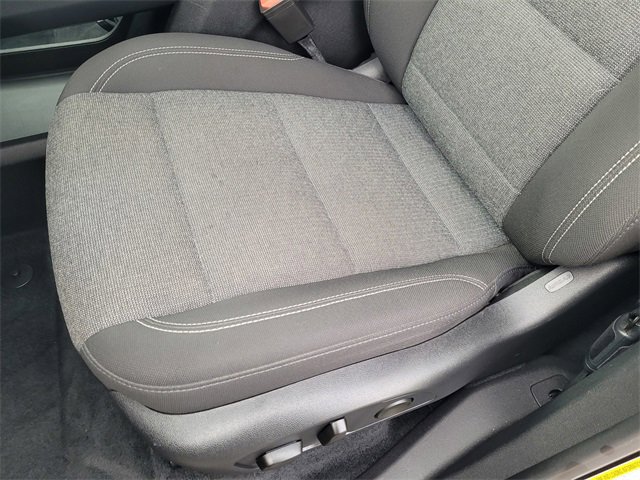 Used 2025 GMC Acadia Elevation image 12