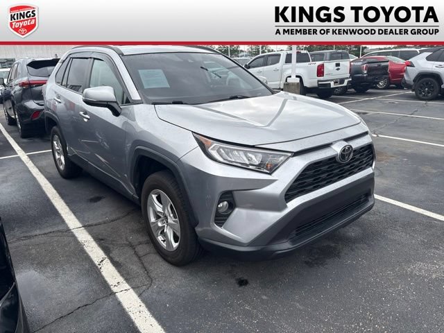 Used 2021 Toyota RAV4 XLE FWD image 1