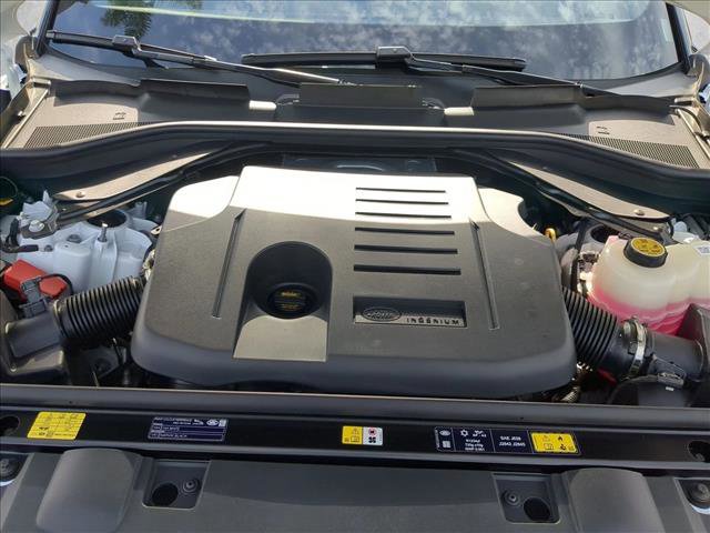 New 2026 Land Rover Range Rover Sport Dynamic SE image 17