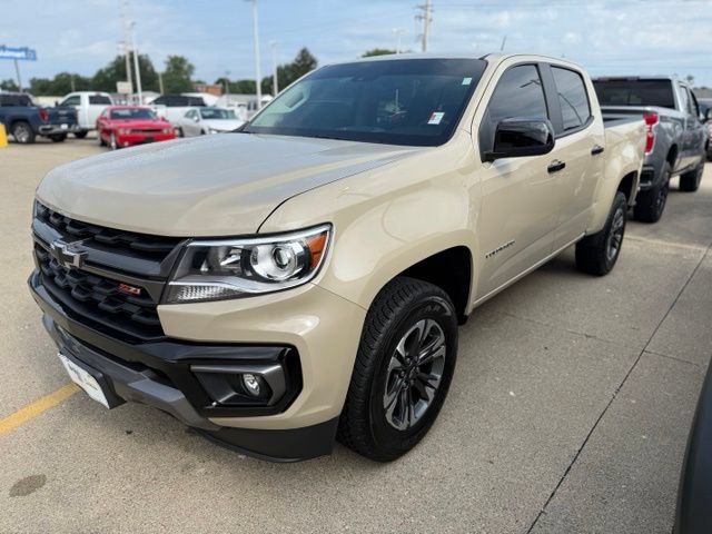 Used 2021 Chevrolet Colorado Z71 w/ Safety Package AWD/4WD image 2