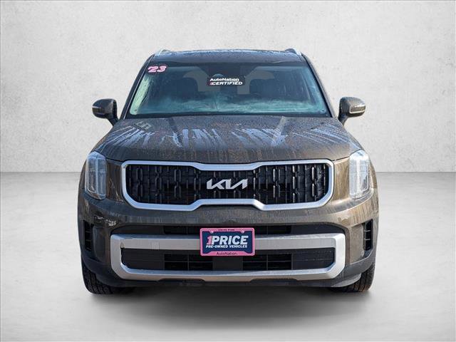 Used 2023 Kia Telluride EX w/ EX Captain's Chair Package image 2