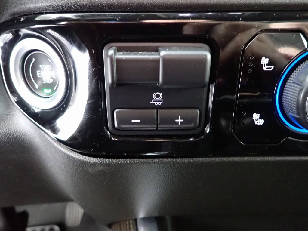 Used 2024 Chevrolet Silverado 1500 RST w/ Z71 Off-Road Package image 5