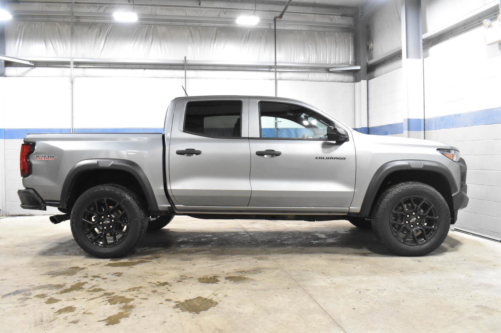 Used 2023 Chevrolet Colorado Trail Boss w/ LPO, Dark Essentials Package image 27