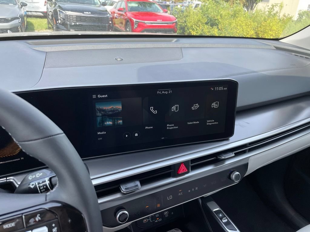 New 2026 Kia Sorento S w/ S Panoramic Sunroof Package FWD image 16